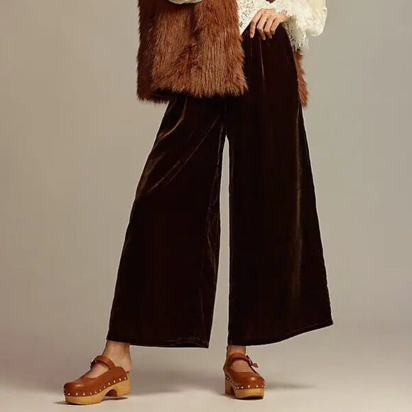 Anthropologie Pants - Anthropologie The Somerset Collection Wide Leg Velvet Crop Pants In Brown XL NWT